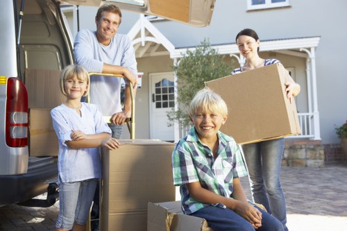 Commercial man and van service for Earlscourt business transport